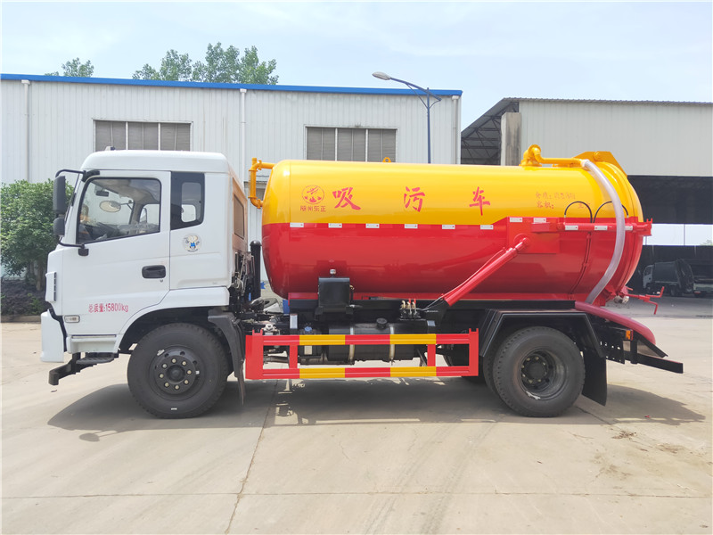 東風(fēng)牌10方吸污車(chē)